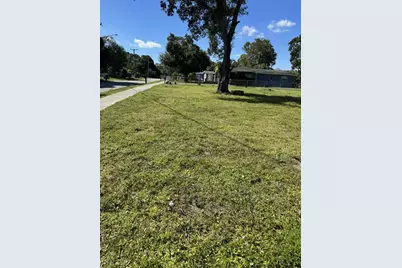201 N 29th Street, Fort Pierce, FL 34947 - Photo 1
