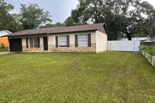 2305 NE 38th St, Ocala, FL 34479 - Photo 3