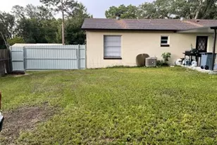 2305 NE 38th St, Ocala, FL 34479 - Photo 33