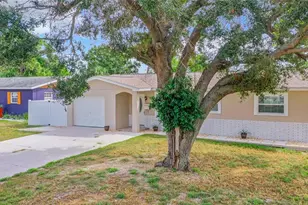 2918 46th Ave S, Saint Petersburg, FL 33712 - Photo 3