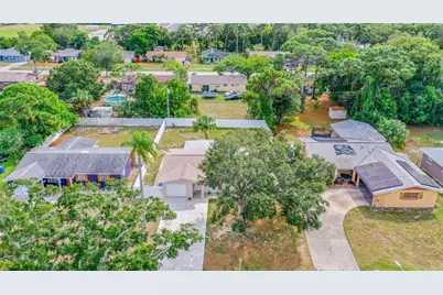 2918 46th Avenue S, Saint Petersburg, FL 33712 - Photo 7