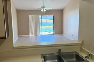 318 Plumwood Cir, Kissimmee, FL 34743 - Photo 7