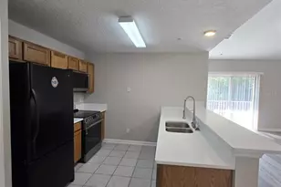 3631 Kirkpatrick Cir, Jacksonville, FL 32210 - Photo 5