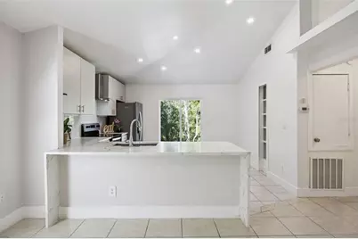 624 Brooke Court, Clermont, FL 34711 - Photo 9