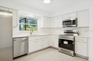 521 Brookside Cir, Maitland, FL 32751 - Photo 7