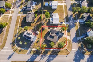 944 Halstead St, Deltona, FL 32725 - Photo 5