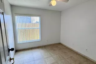 147 S Roma Way, Kissimmee, FL 34746 - Photo 9