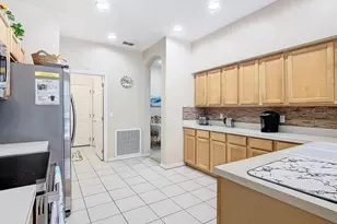 349 Oxford Dr, Davenport, FL 33897 - Photo 33