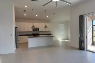 7117 Dilly Lake Ave, Groveland, FL 34736 - Photo 7