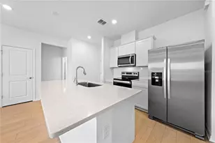 11248 Blue Bay Dr, Orlando, FL 32832 - Photo 3