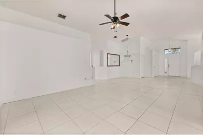 129 Sir Phillips Drive, Davenport, FL 33837 - Photo 9