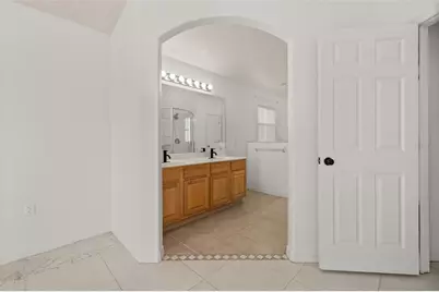 129 Sir Phillips Drive, Davenport, FL 33837 - Photo 17