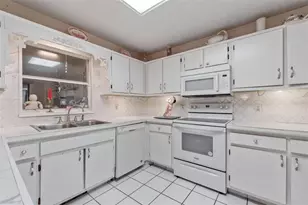 1208 Citrus Oaks Ave, Gotha, FL 34734 - Photo 7