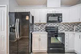 2705 Stone Oak Dr, Orlando, FL 32837 - Photo 9