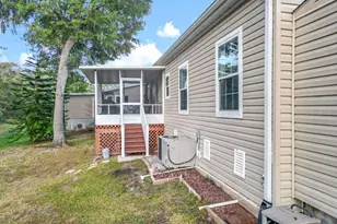 110 Forest Blvd, Wildwood, FL 34785 - Photo 27