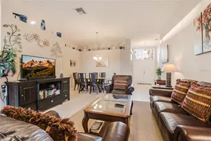 8204 Fan Palm Way, Kissimmee, FL 34747 - Photo 3