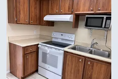 40 E Country Cove Way, Kissimmee, FL 34743 - Photo 9