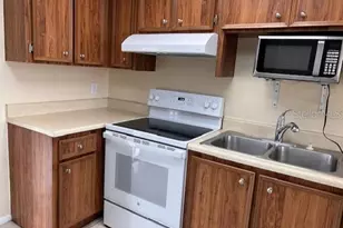 40 E Country Cove Way, Kissimmee, FL 34743 - Photo 9