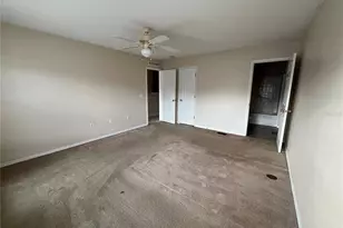 2727 Merrieweather Ln, Kissimmee, FL 34743 - Photo 9