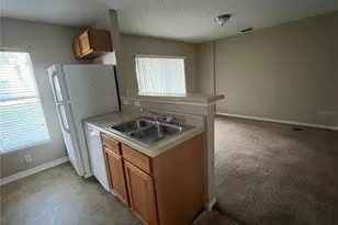 2727 Merrieweather Ln, Kissimmee, FL 34743 - Photo 15