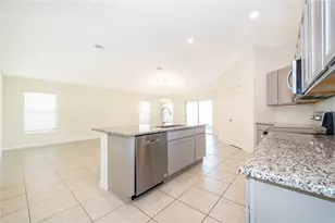 9121 Oscraft Dr, Davenport, FL 33896 - Photo 5