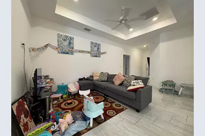 22 Deacon Jones Boulevard, Orlando, FL 32810 - Photo 5