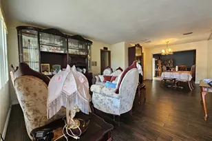 4930 Hernandes Dr, Orlando, FL 32808 - Photo 5