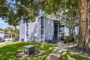 3827 Bay Club Cir, Kissimmee, FL 34741 - Photo 19