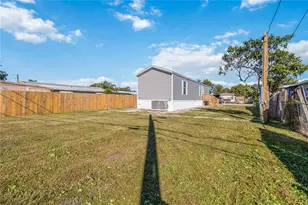 2003 Oak St, Saint Cloud, FL 34769 - Photo 5