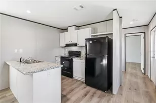 2003 Oak St, Saint Cloud, FL 34769 - Photo 9