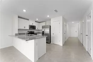 6594 Leo Ln, Saint Cloud, FL 34773 - Photo 5