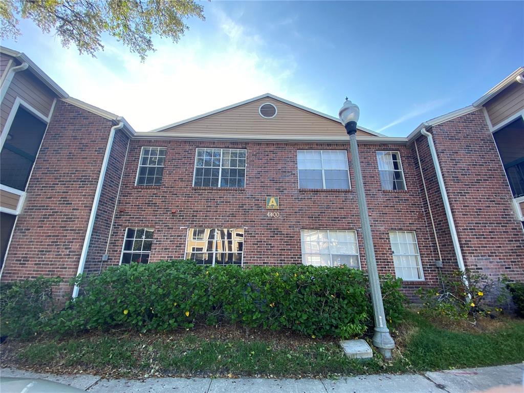 4400 Thornbriar Ln #205 main architectural view