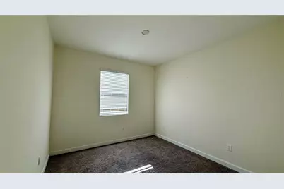 8548 Zoeller Hills Drive, Davenport, FL 33896 - Photo 9