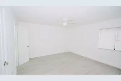 4368 S Lake Parkway #203, Orlando, FL 32808 - Photo 15