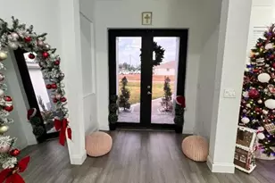 407 Ranier Ave, Lehigh Acres, FL 33974 - Photo 3