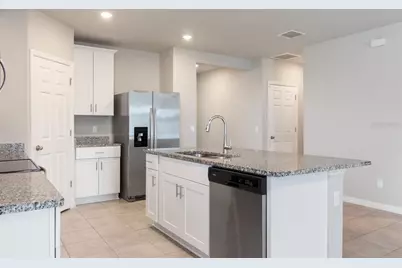 280 Towns Circle, Haines City, FL 33844 - Photo 13