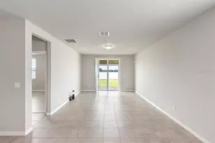 280 Towns Cir, Haines City, FL 33844 - Photo 9