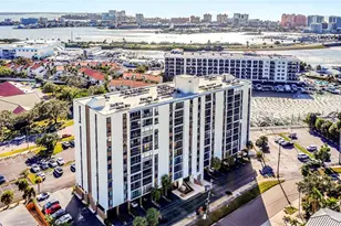 255 Dolphin Point, Clearwater Beach, FL 33767 - Photo 15