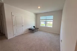 2736 Dumont Ln, Tavares, FL 32778 - Photo 11