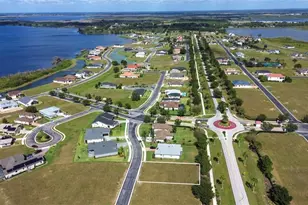 323 Spinnaker Ct, Auburndale, FL 33823 - Photo 1