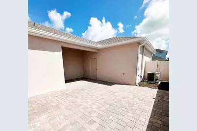 1665 Cross Prairie Pkwy, Kissimmee, FL 34744 - Photo 5