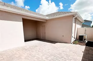 1665 Cross Prairie Pkwy, Kissimmee, FL 34744 - Photo 5