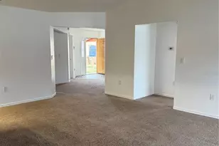 664 Royalty Ct, Kissimmee, FL 34758 - Photo 13