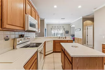 308 Beacon Avenue, Kissimmee, FL 34759 - Photo 7