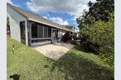 34 Lakepointe Circle, Kissimmee, FL 34743 - Photo 11