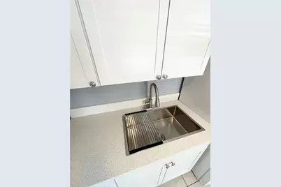 403 Terry Street, Wildwood, FL 34785 - Photo 9