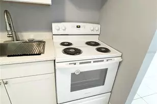 403 Terry St, Wildwood, FL 34785 - Photo 17