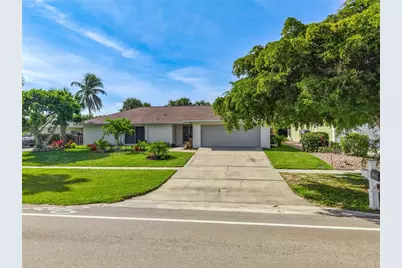 620 N Barfield Drive, Marco Island, FL 34145 - Photo 9