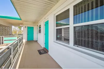 1900 59th Avenue N #302, Saint Petersburg, FL 33714 - Photo 5