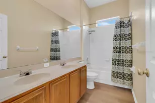 2827 Sand Arbor Cir, Orlando, FL 32824 - Photo 21